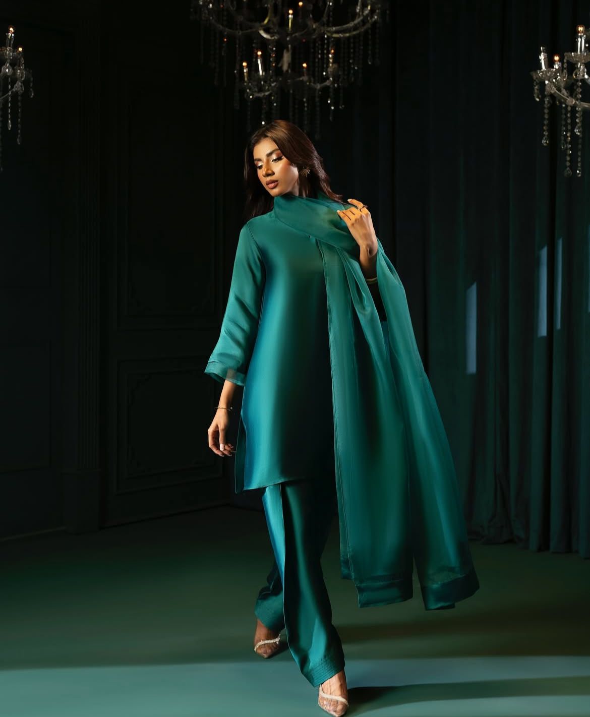 Farshi Mid Night Green
