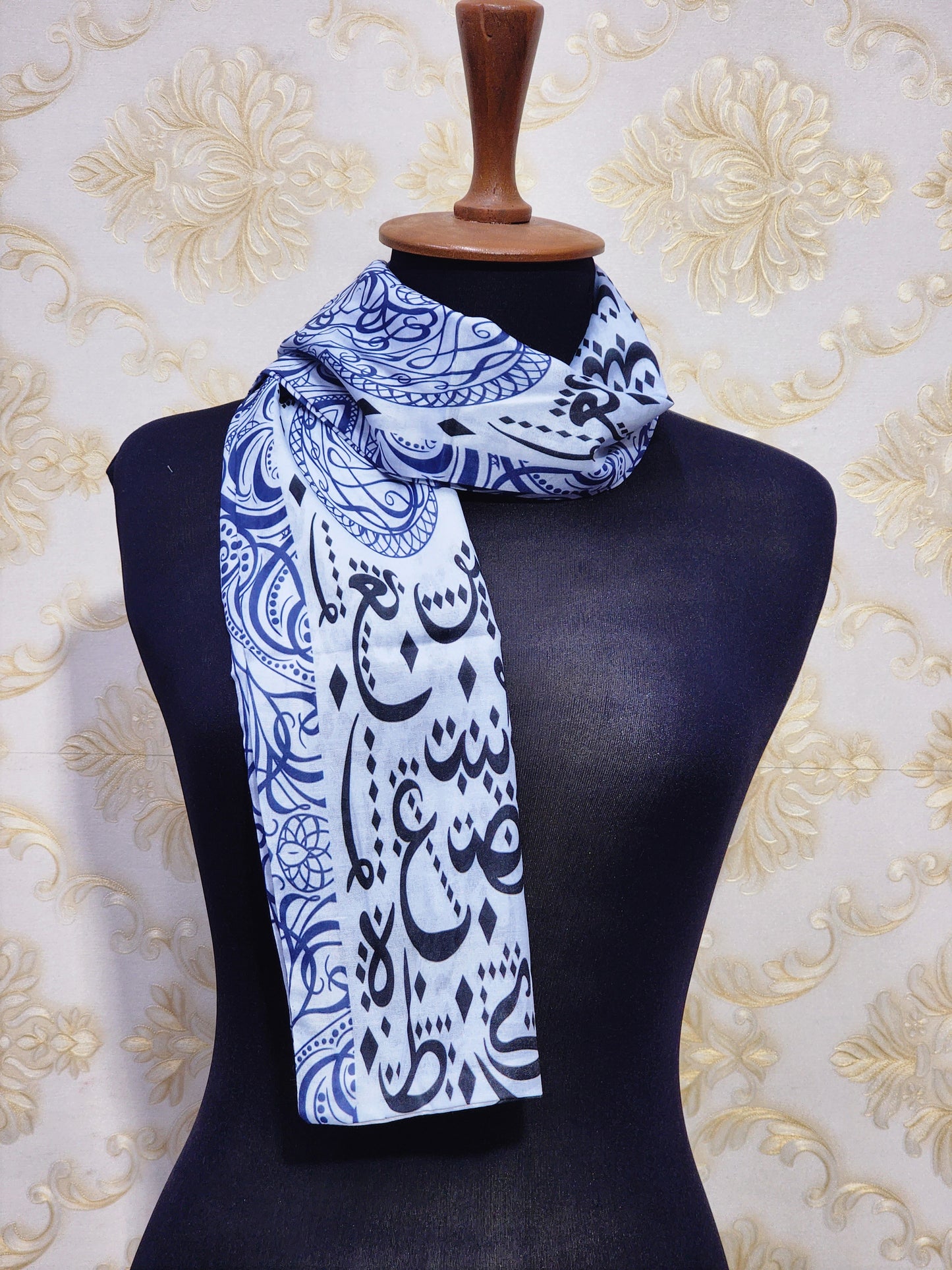 Bakht Scarf