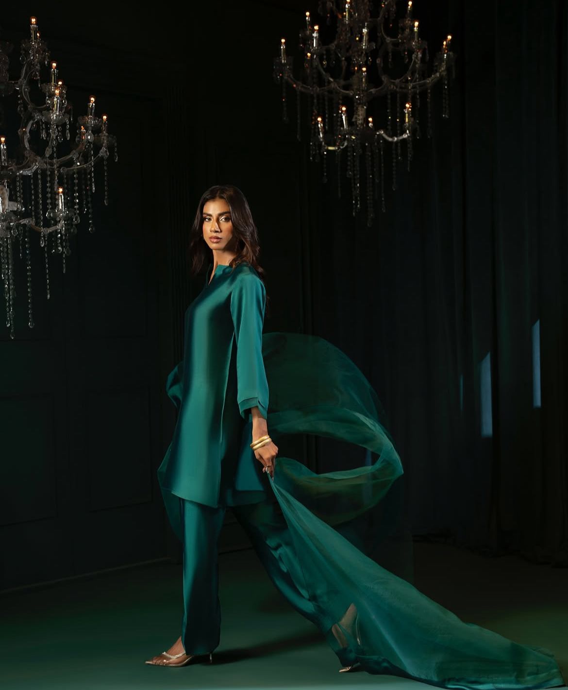 Farshi Mid Night Green